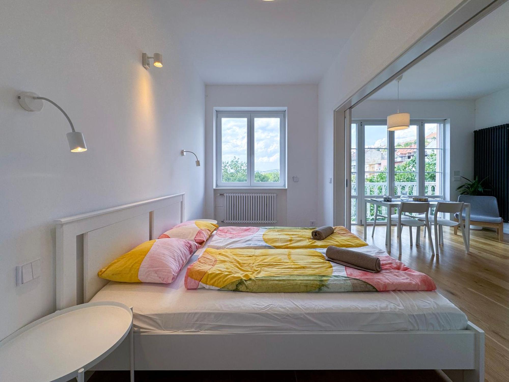 Brightlyapartment Budapest Esterno foto